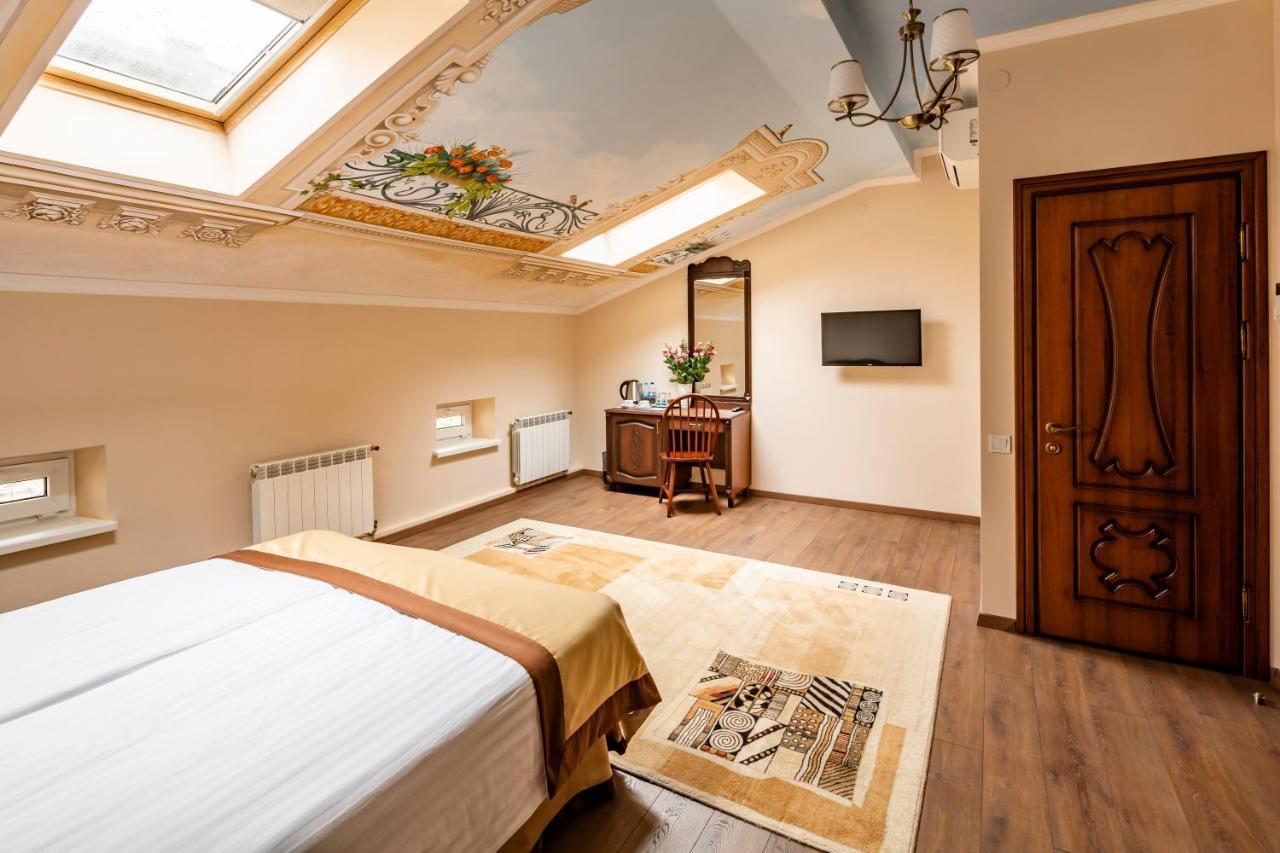 Mini-Hotel Guest House Inn Lviv Kültér fotó