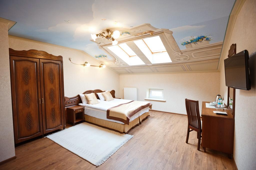 Mini-Hotel Guest House Inn Lviv Szoba fotó