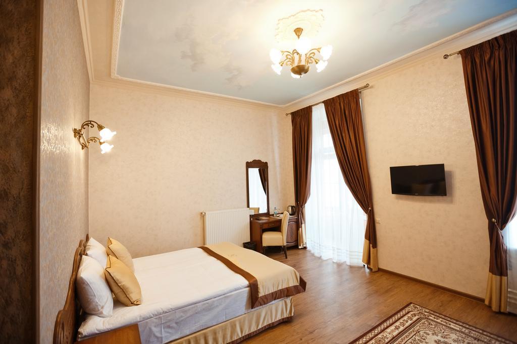 Mini-Hotel Guest House Inn Lviv Szoba fotó